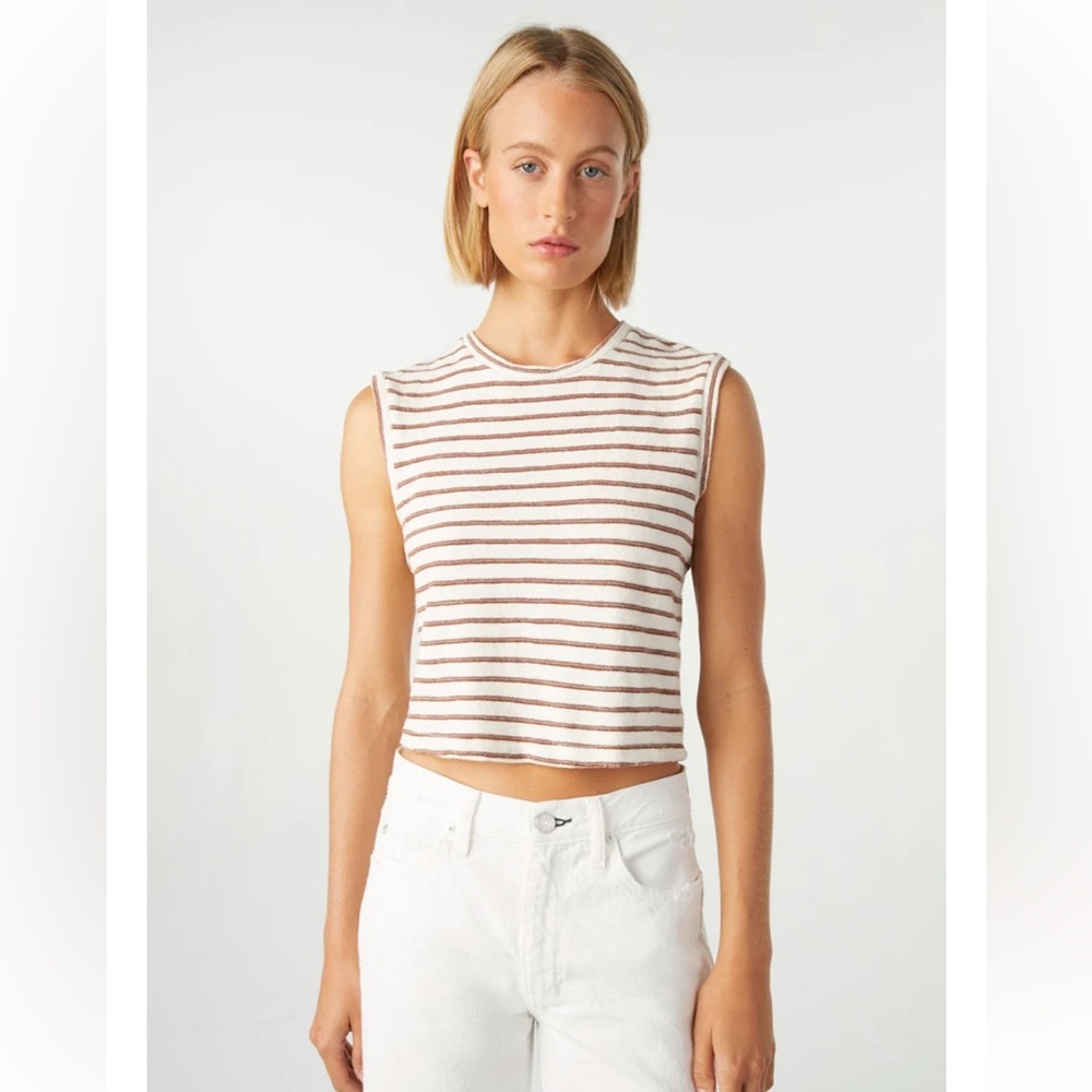AMO SLEEVELESS BABE TEE IN BONE MEDIUM NWT
